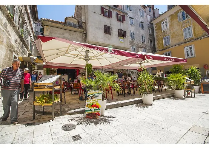 アパート Harmony スプリト